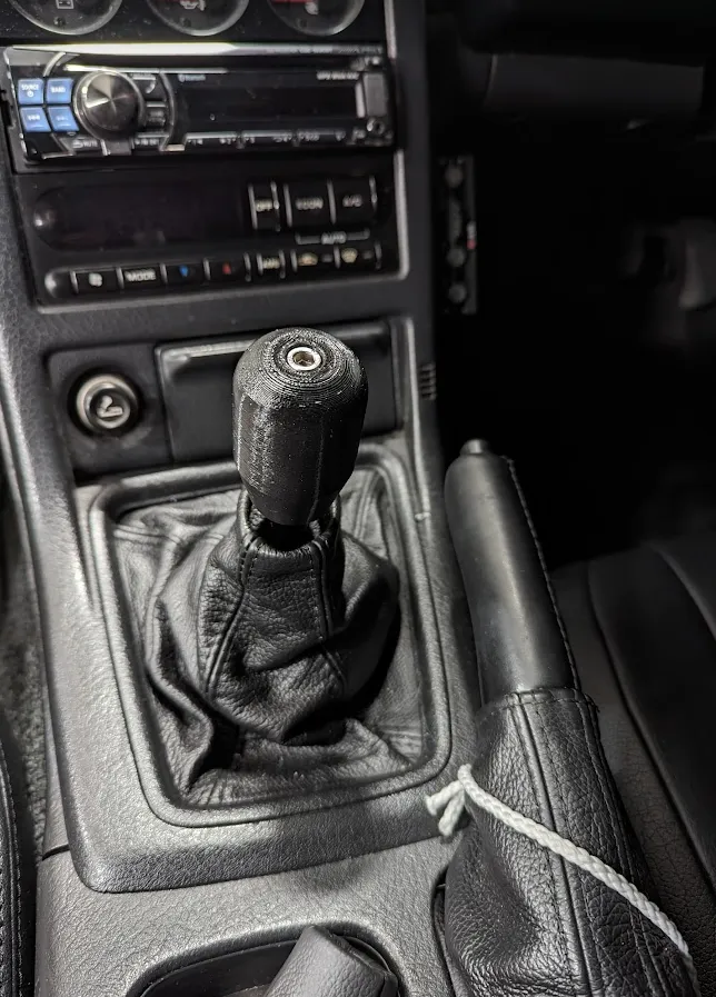 Nissan Skyline R32 Gear Knob