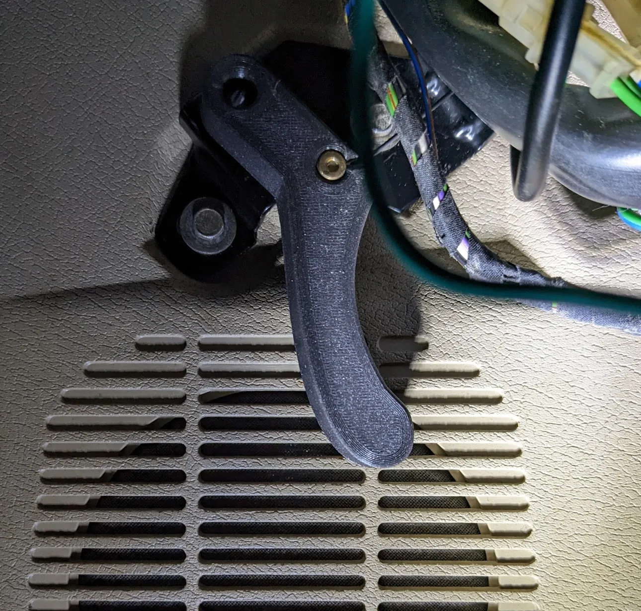 BMW E30 hood latch release lever
