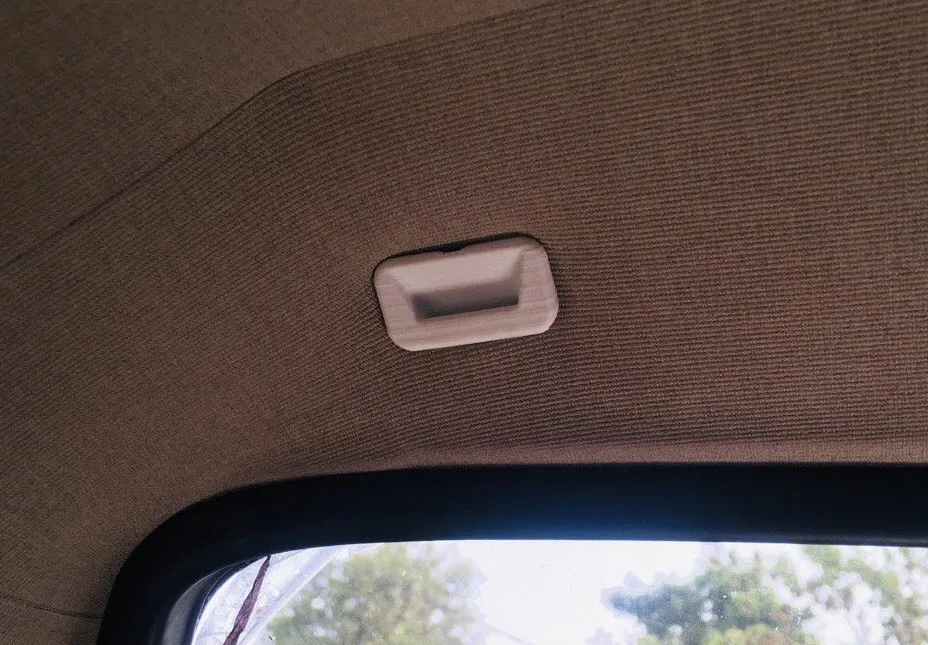 Bmw E30\E28 - rear sun shade hook holder (OEM: 82 12 9 413 177, 51461905393)