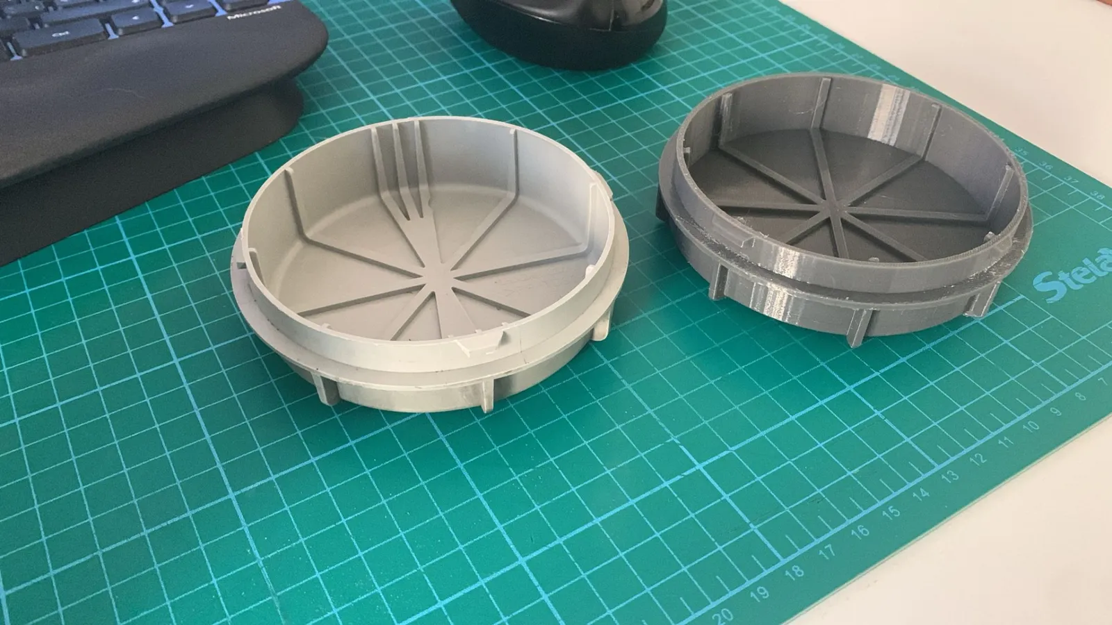 Honda Accord VII headlight lid