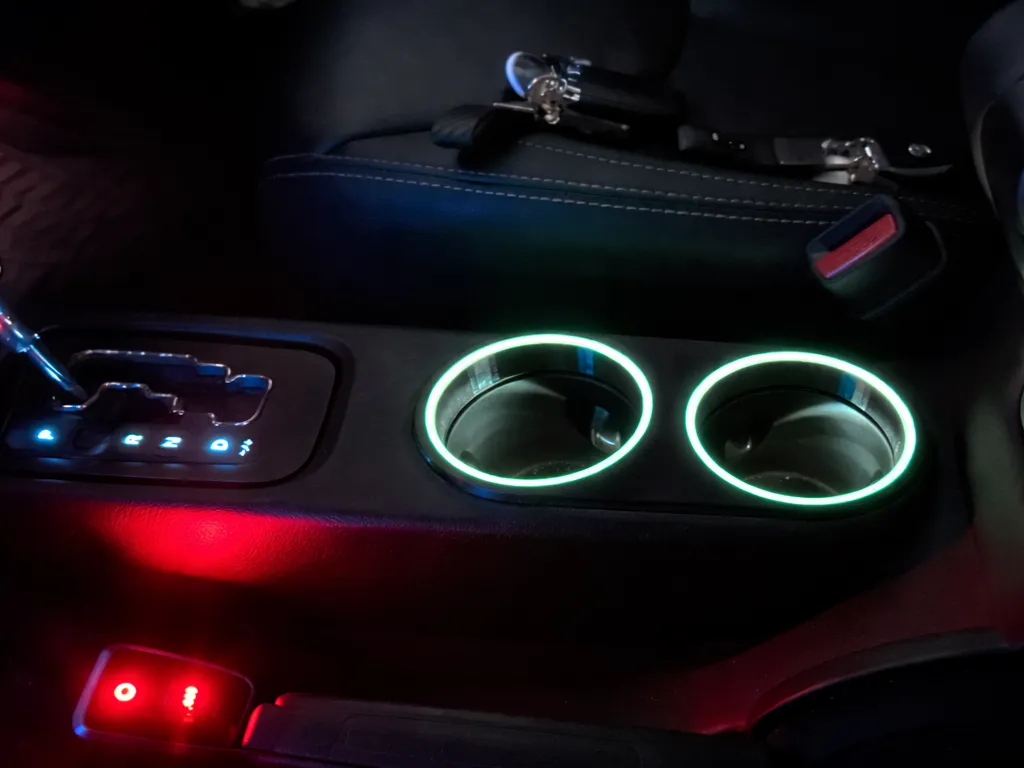 Jeep Wrangler JK Becherhalter beleuchtet