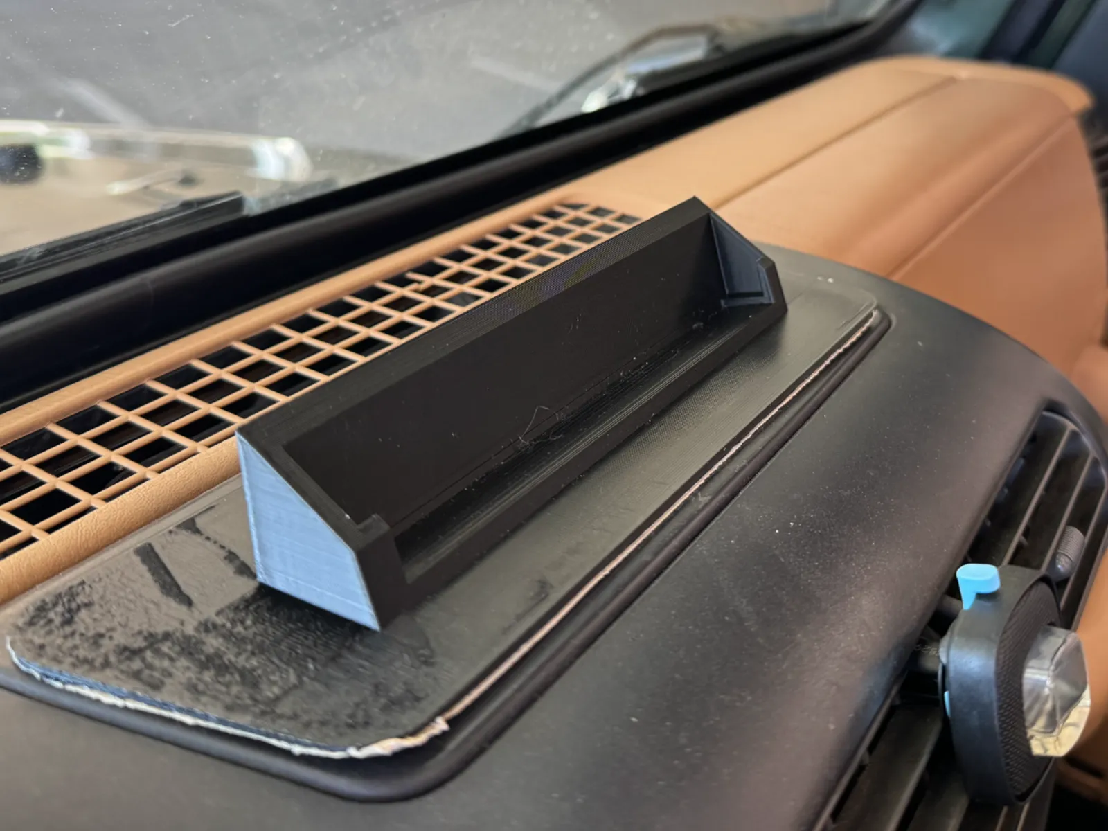 Jeep Tj 97-03 Dash iPhone 15 Pro Max Mount