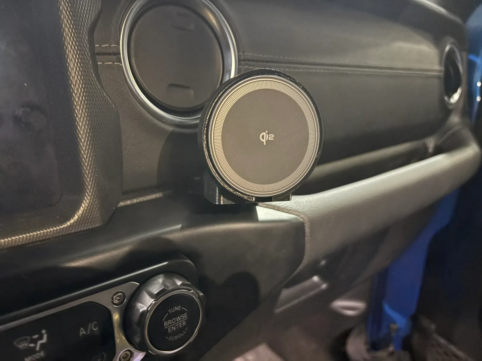 Jeep Wrangler JL MagSafe Mount