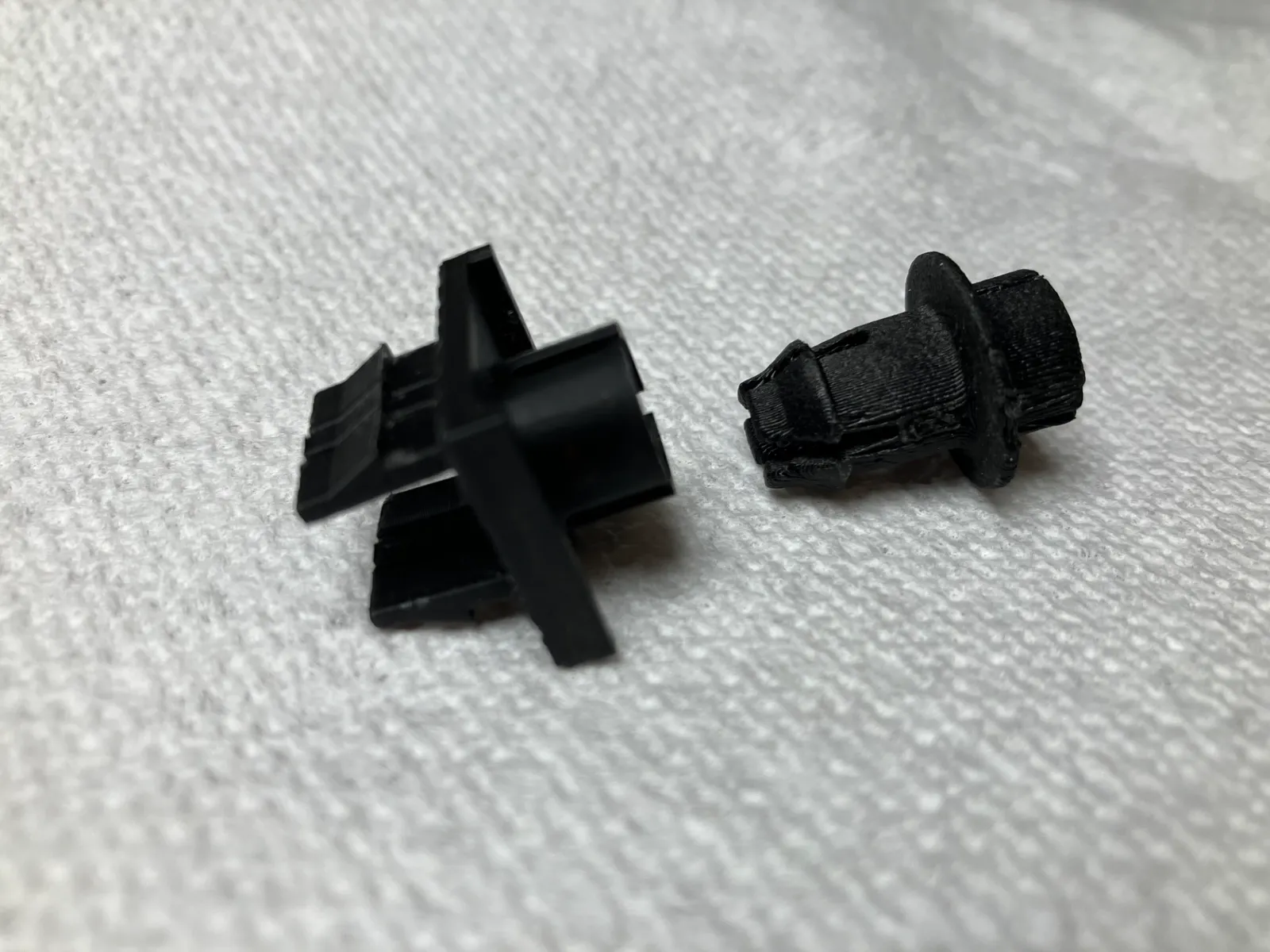 Jeep Grand Cherokee (ZJ) headlight mounting clips