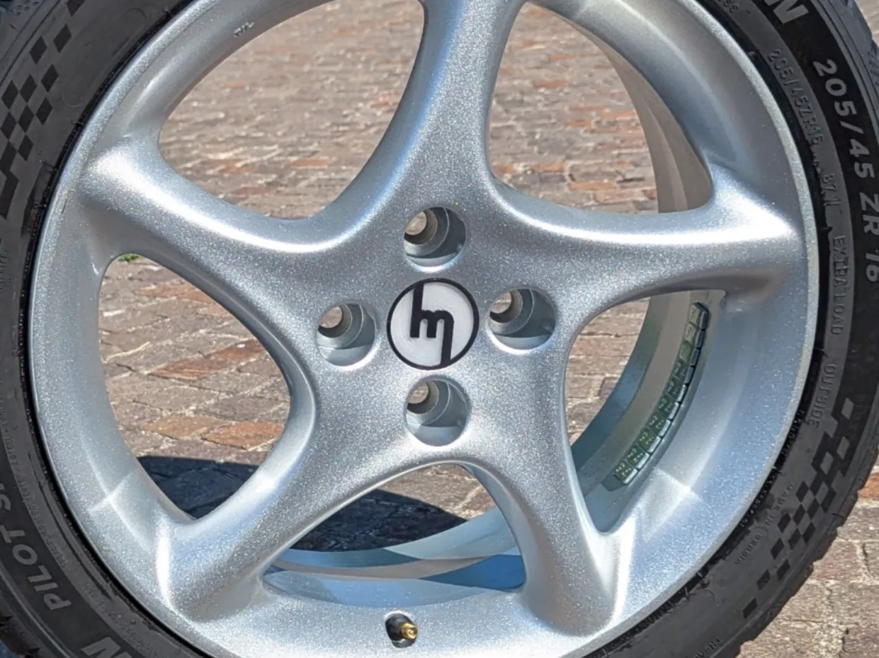Mazda MX-5/Miata NBFL wheel center cap - 52mm