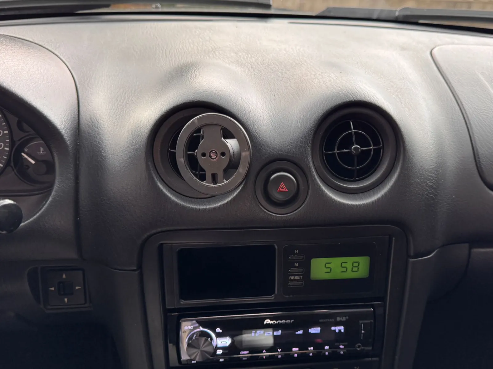 Mazda MX-5 NA / NB Air Vent Phone Holder