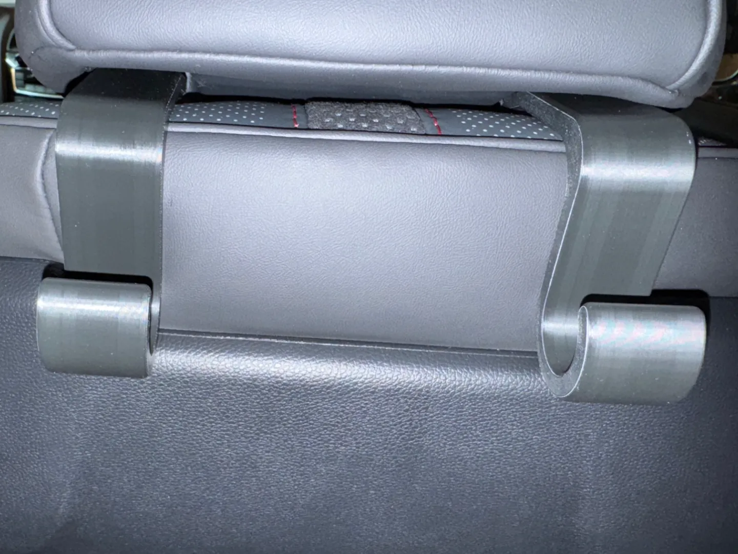 Headrest hook (fits ACURA RDX)