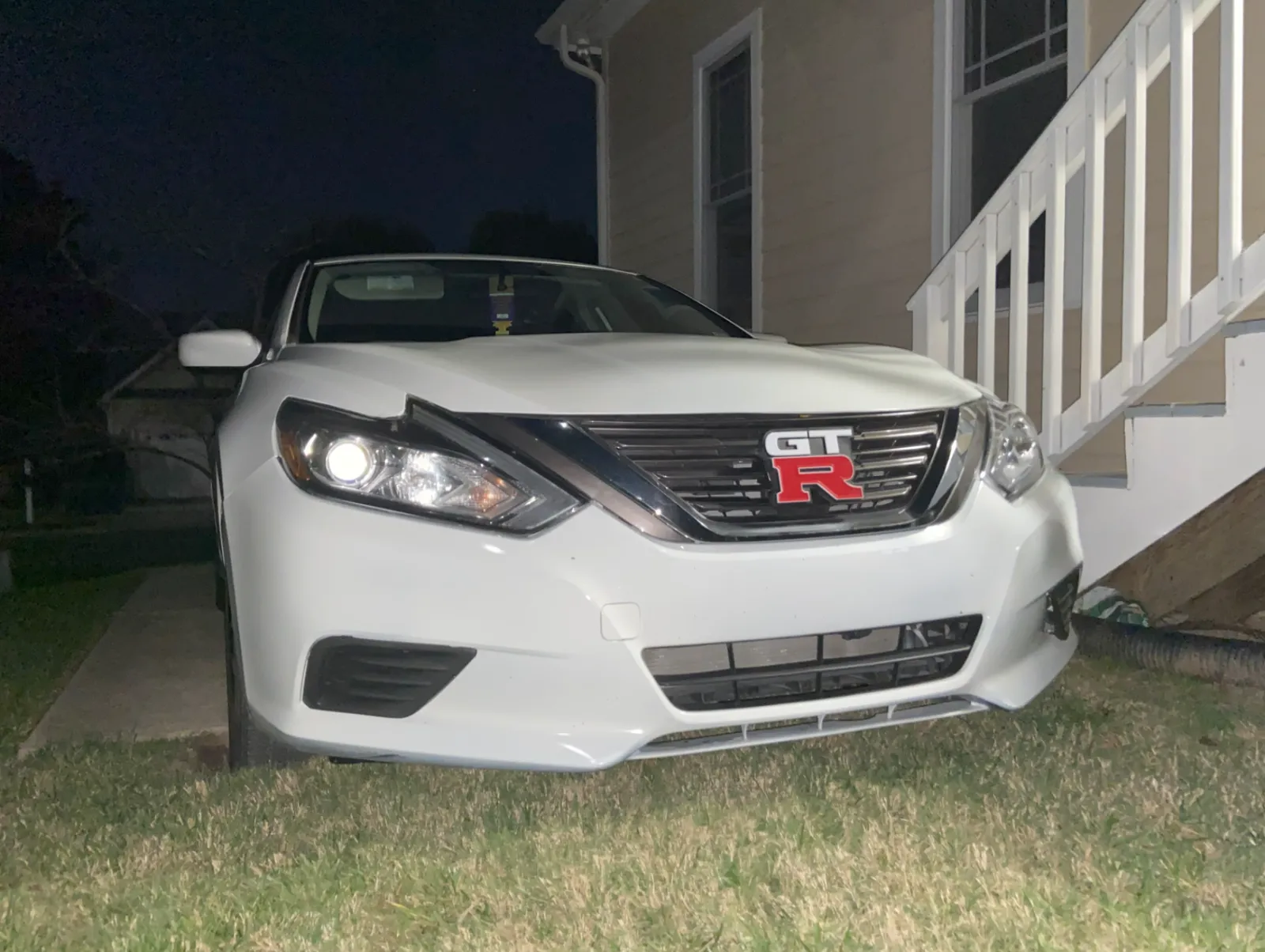 5th Gen Nissan Altima (2013-2018) GTR Front Badge