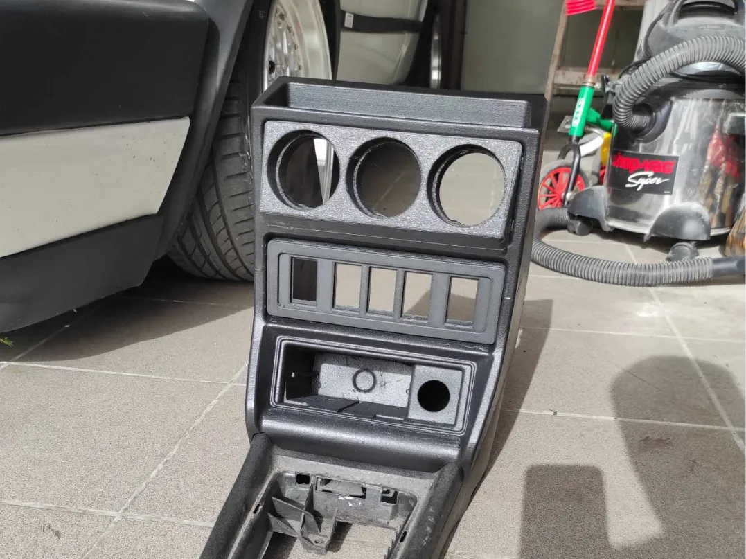 Votex center console Golf/Jetta Mk2