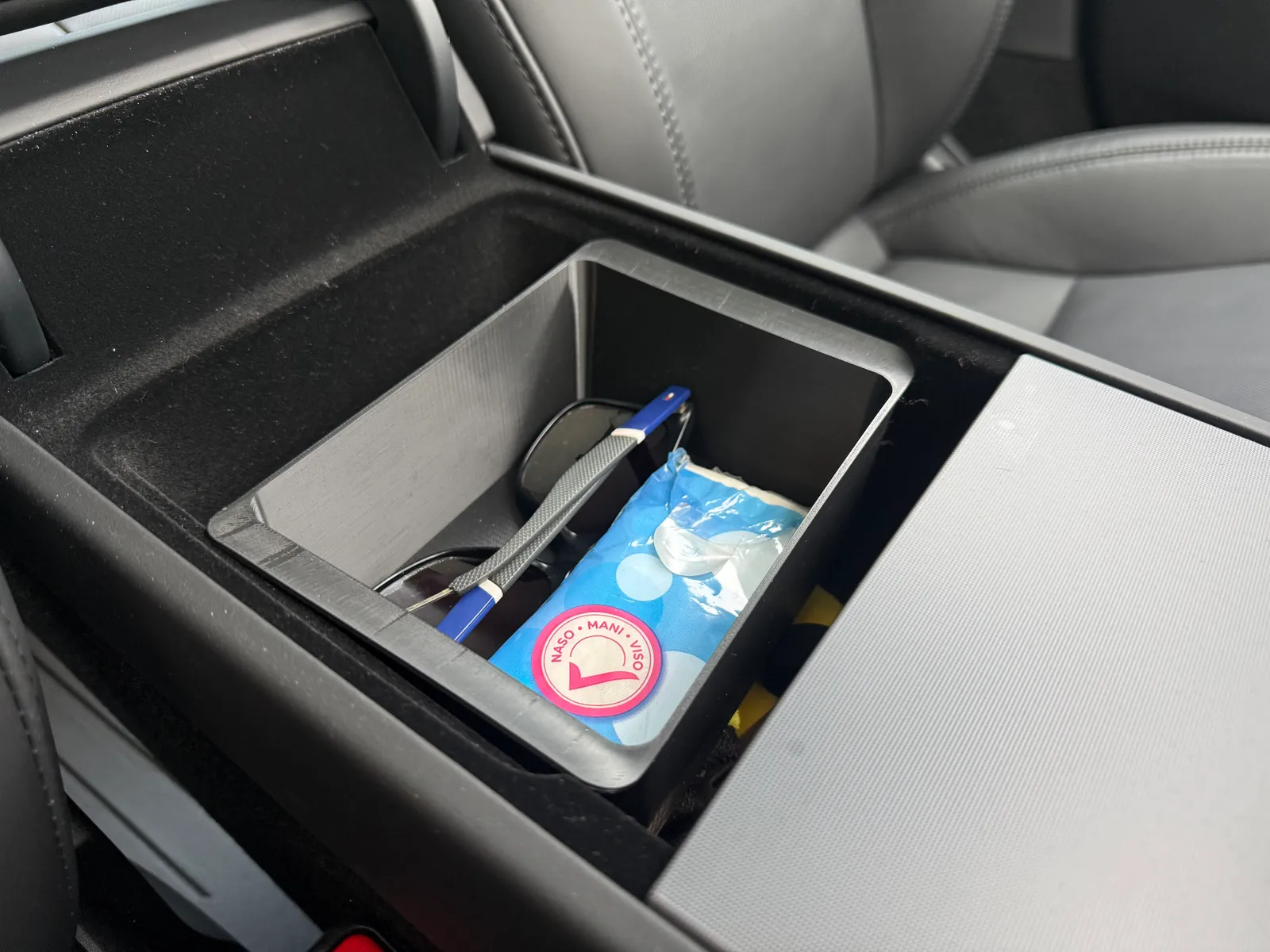 Tesla Model 3 Highland Armrest Console Tray