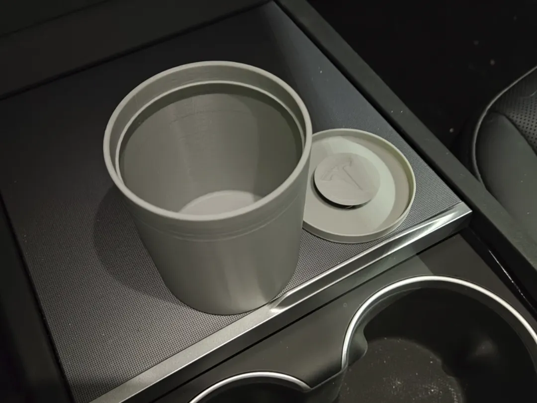 Trash Bin for Tesla Model 3 '24 (Highland)