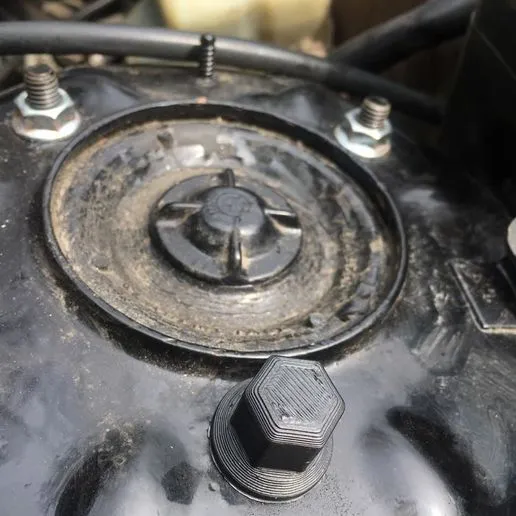 Bmw E30 - front strut pin nut cap
